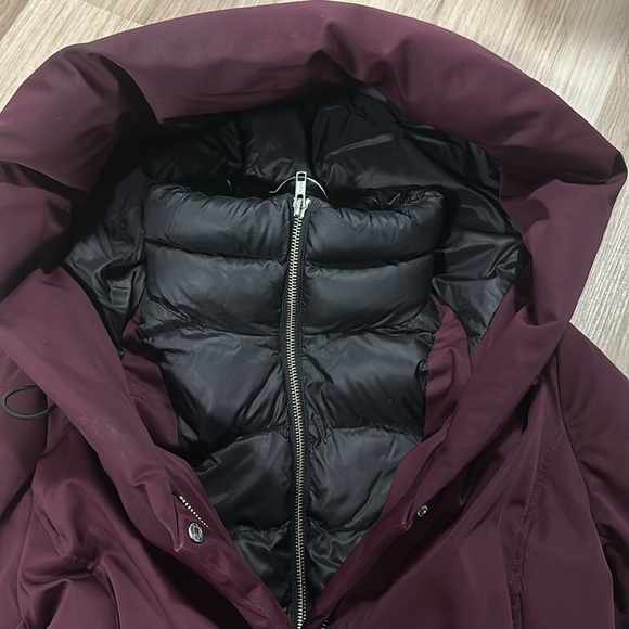 Sandova Winter Coat. GREAT condition. - Picture 6 of 7
